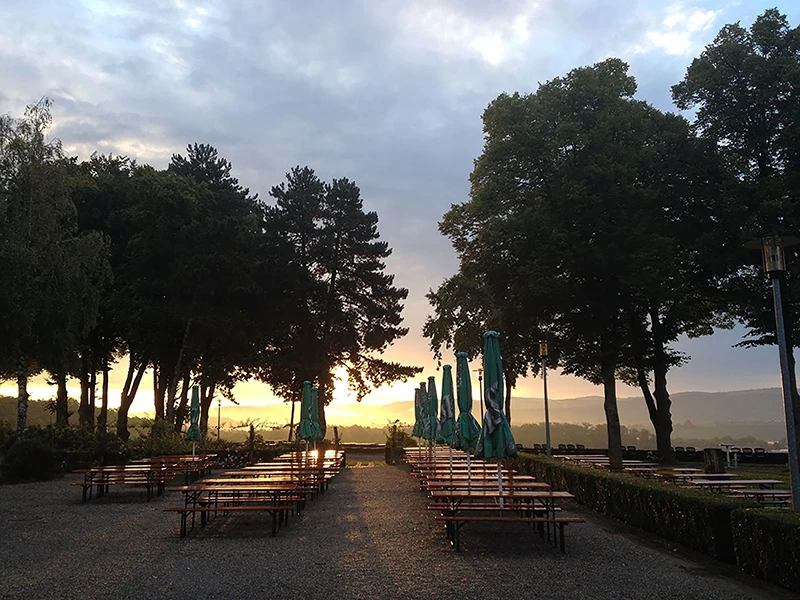 Burg Stettenfels – Biergarten und Schirmbar