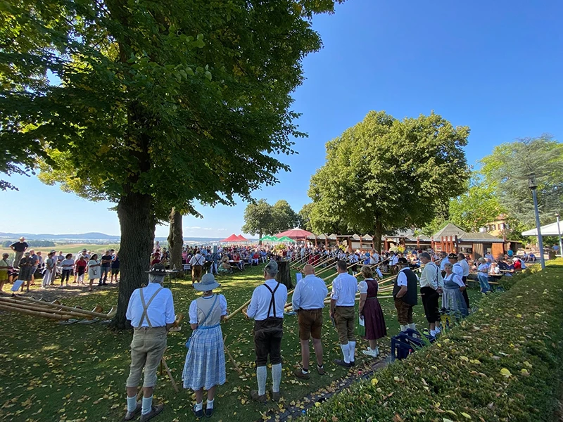 Burg Stettenfels – Biergarten und Schirmbar