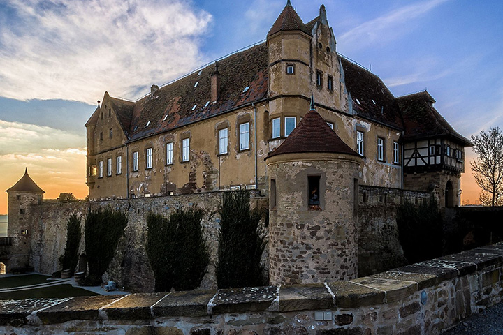 Burg Stettenfels Vollansicht